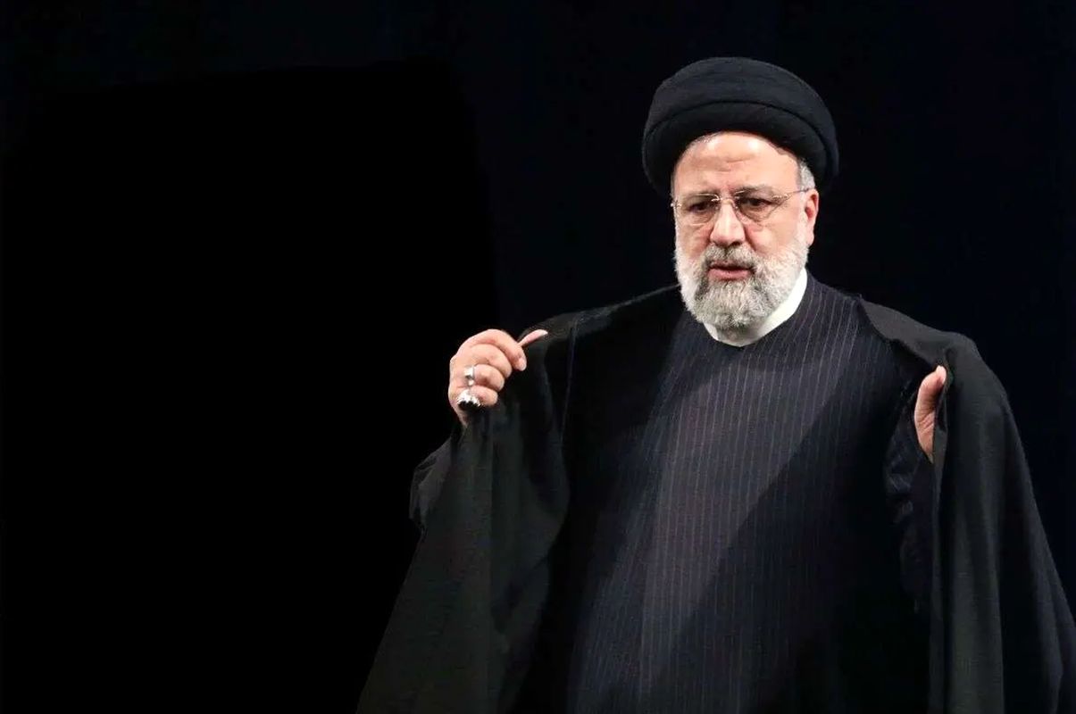 روزنامه جمهوری اسلامی: دولت رئیسی، اقتصاد ایران را بهم ریخت