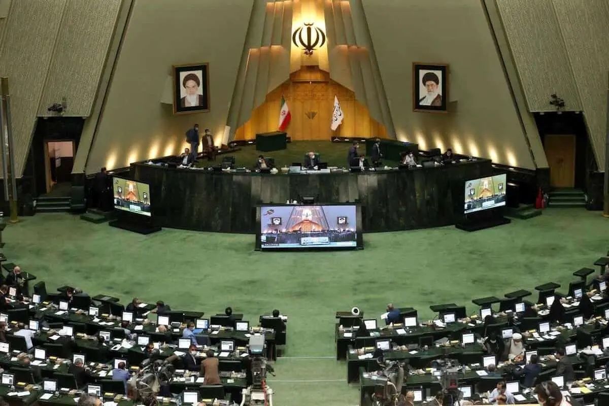 اظهارات جدید دبیر کمیسیون امنیت ملی مجلس در خصوص قانون به کارگیری سلاح