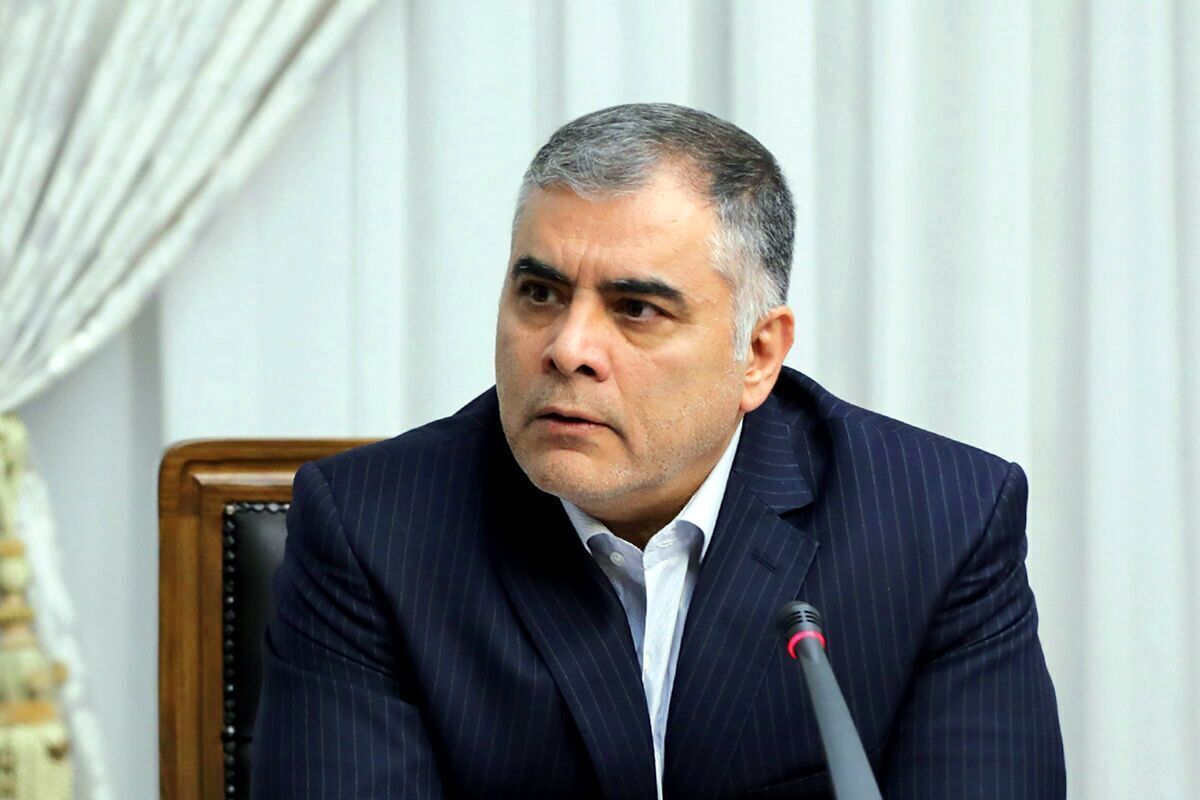 وزیر نفت: فعلا قصد افزایش قیمت بنزین را نداریم