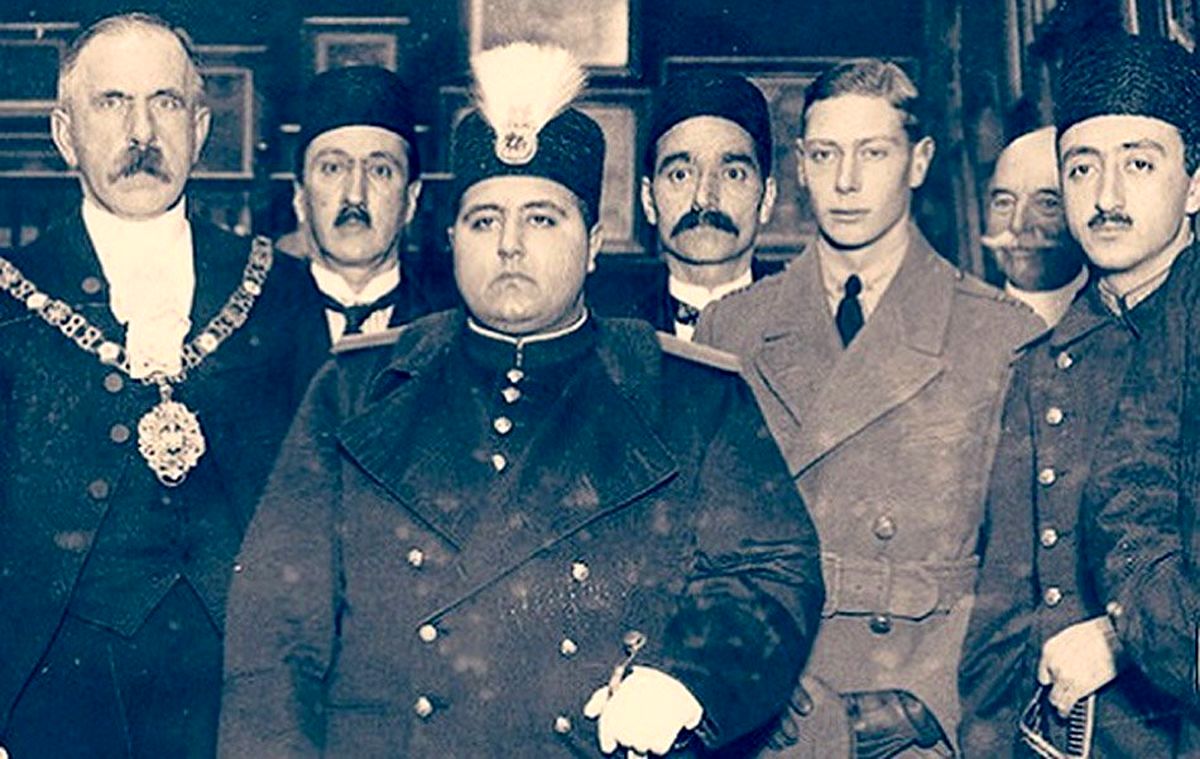 ببینید؛ تصیوری از «نوه‌ و نتیجه‌ احمدشاه قاجار» در اروپا