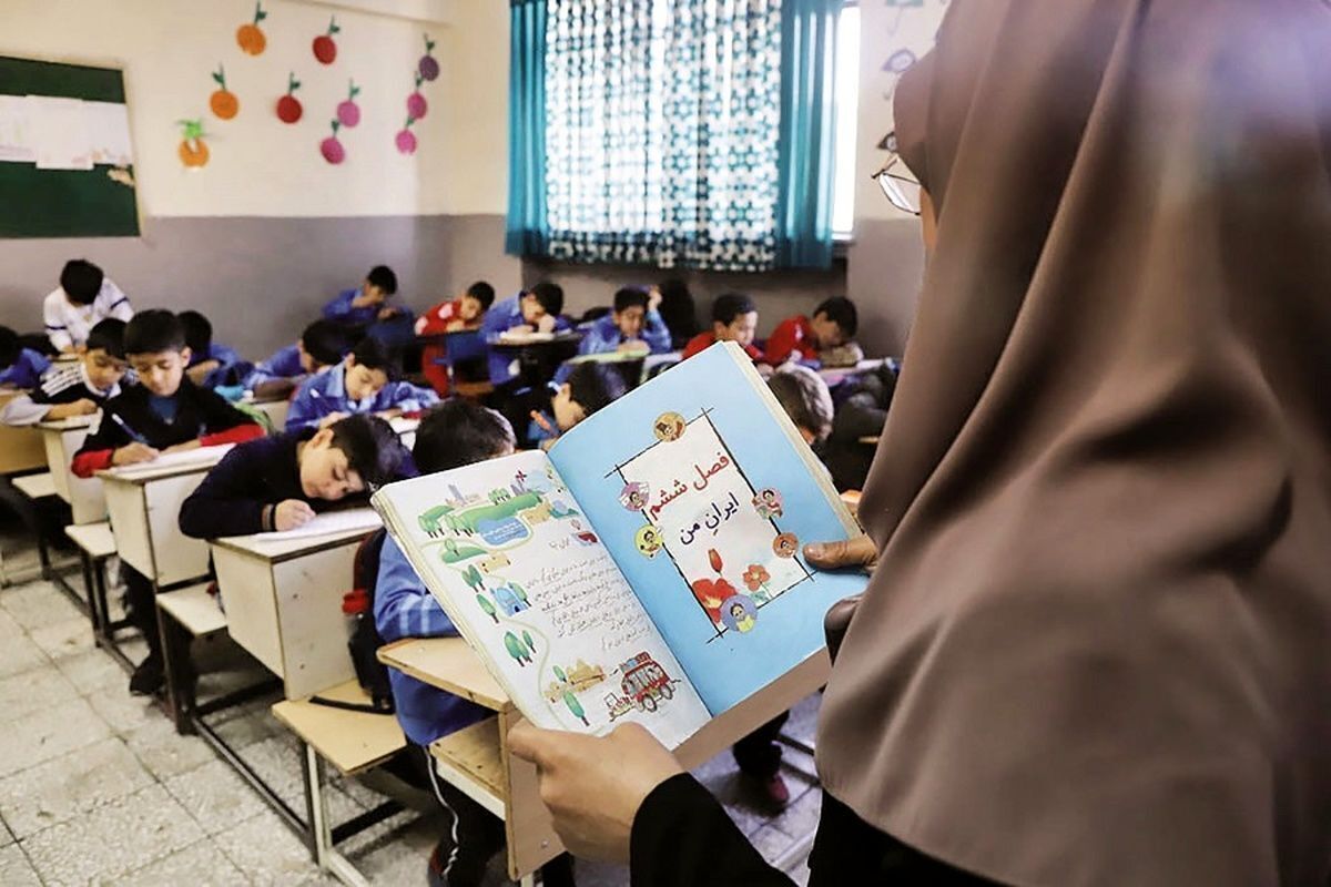 آمار جدید صندوق بازنشستگی؛ 64 درصد حقوقها در اختیار این گروه قرار گرفت