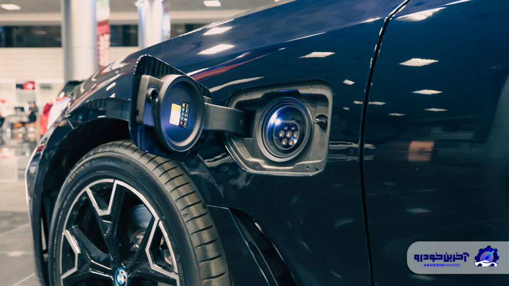 ب ام و i3؛ سدان لوکس آلمانی پا به ایران گذاشت bmw-i3-persiakhodro-9-1000x563