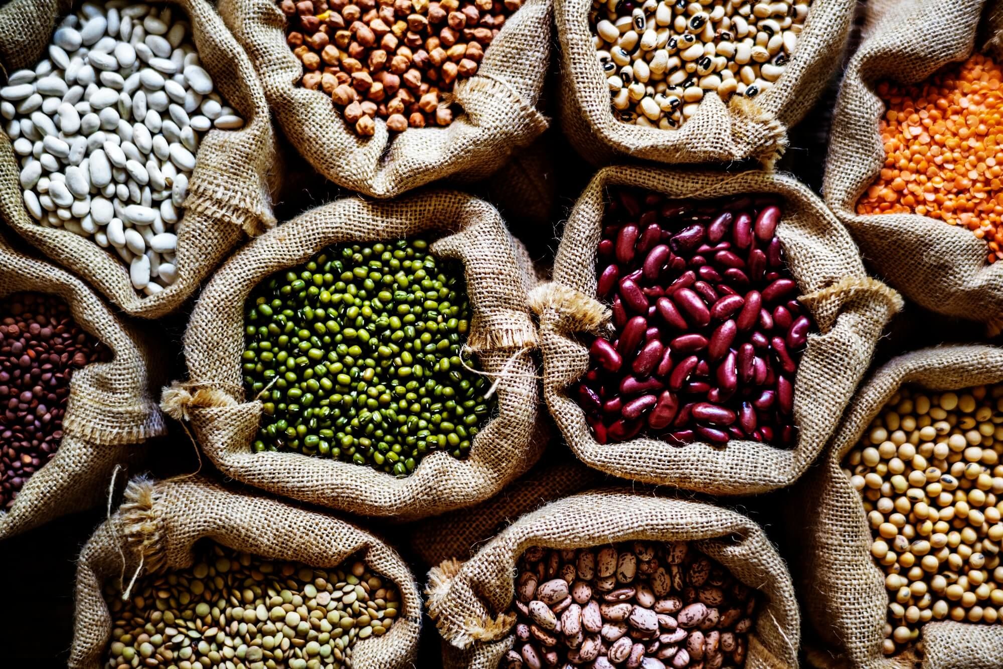 راز گرانی حبوبات؛ حذف ارز ترجیحی یا ممنوعیت واردات؟