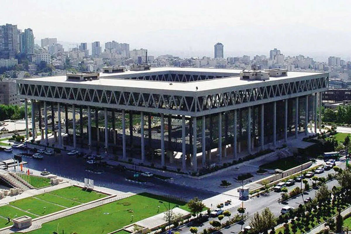 تمجید روزنامه‌نگار آمریکایی از مجری صداوسیما