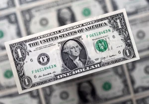 قیمت دلار آزاد برگشت خورد/ قیمت اسکناس امریکایی در بازار امروز ۲۶ مهرماه